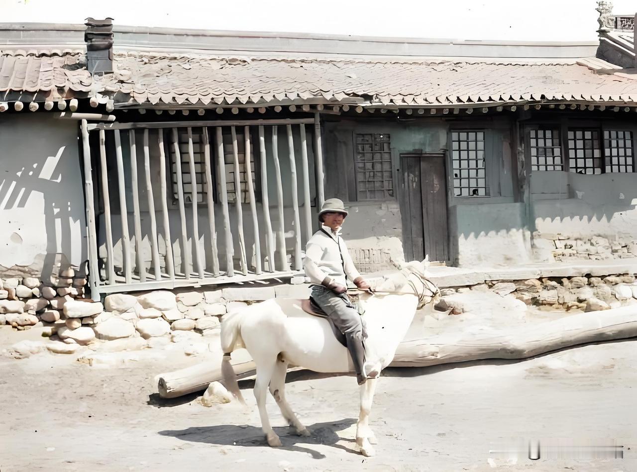 1914年，一支由美国地质学家菲德克·克拉普率领的考察团队，踏上了神池县南辛庄村