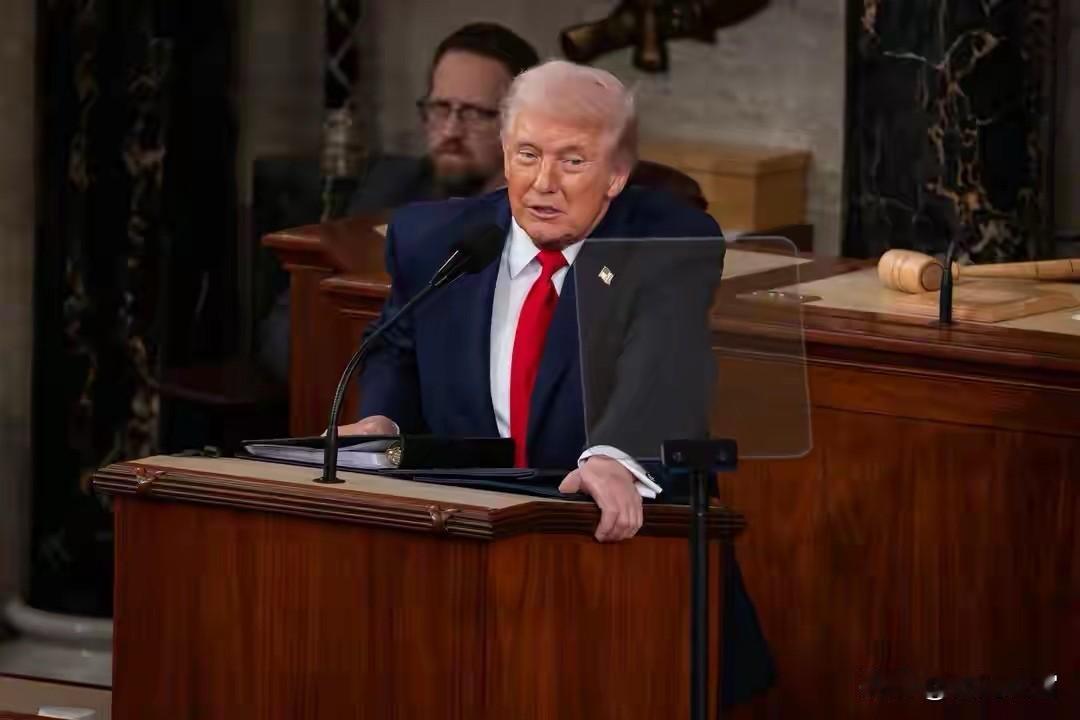 美国虽然对伊朗摆出了大战姿态，但手里的弹药可能真的只够打一场“短平快”的战争。