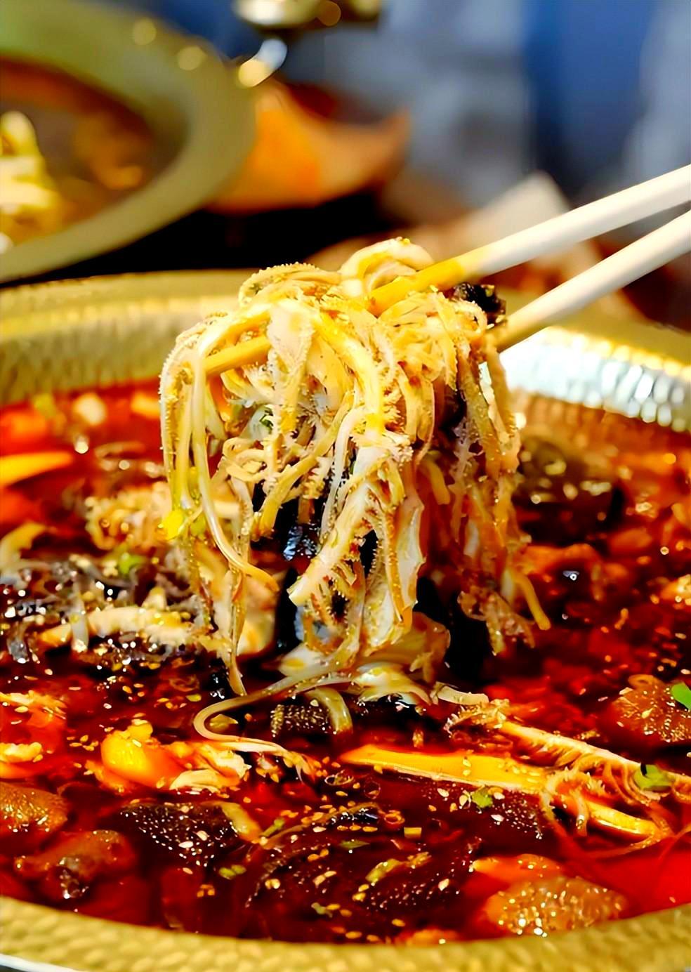 315毛肚乱象别慌！避开这些坑，还能安心吃这口百年烟火气

315毛肚乱象曝光后