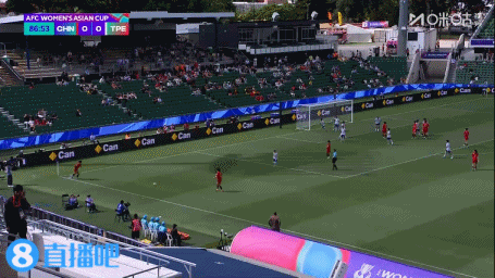 传中球质量差的“离谱”中国女足艰难获胜。
女足亚洲杯1/4决赛，中国女足90分钟
