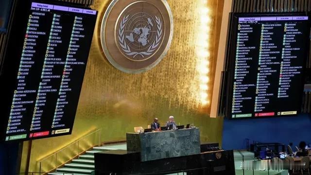 联合国主管方案规划、财务和预算的助理秘书长钱德拉莫里•拉马纳坦表示，如果美国和中