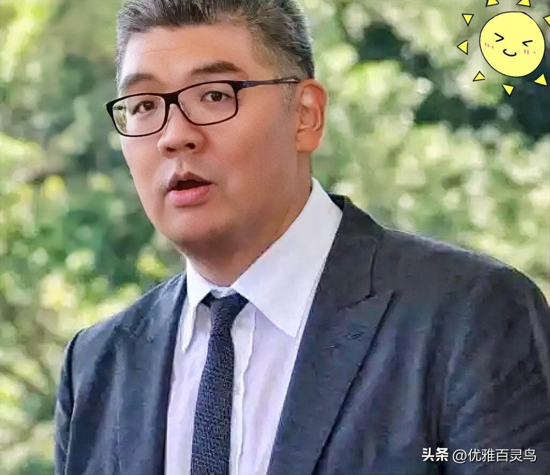 今天刷到段早年台北选战的旧档，越品越觉得玄妙。

当初蓝营捏着把王炸，台北这地盘