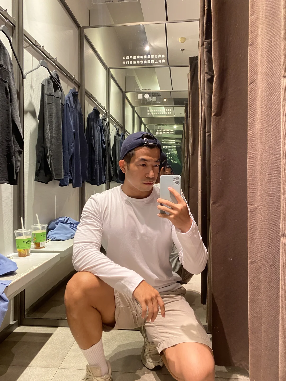 黑皮和白衣服是绝配吧