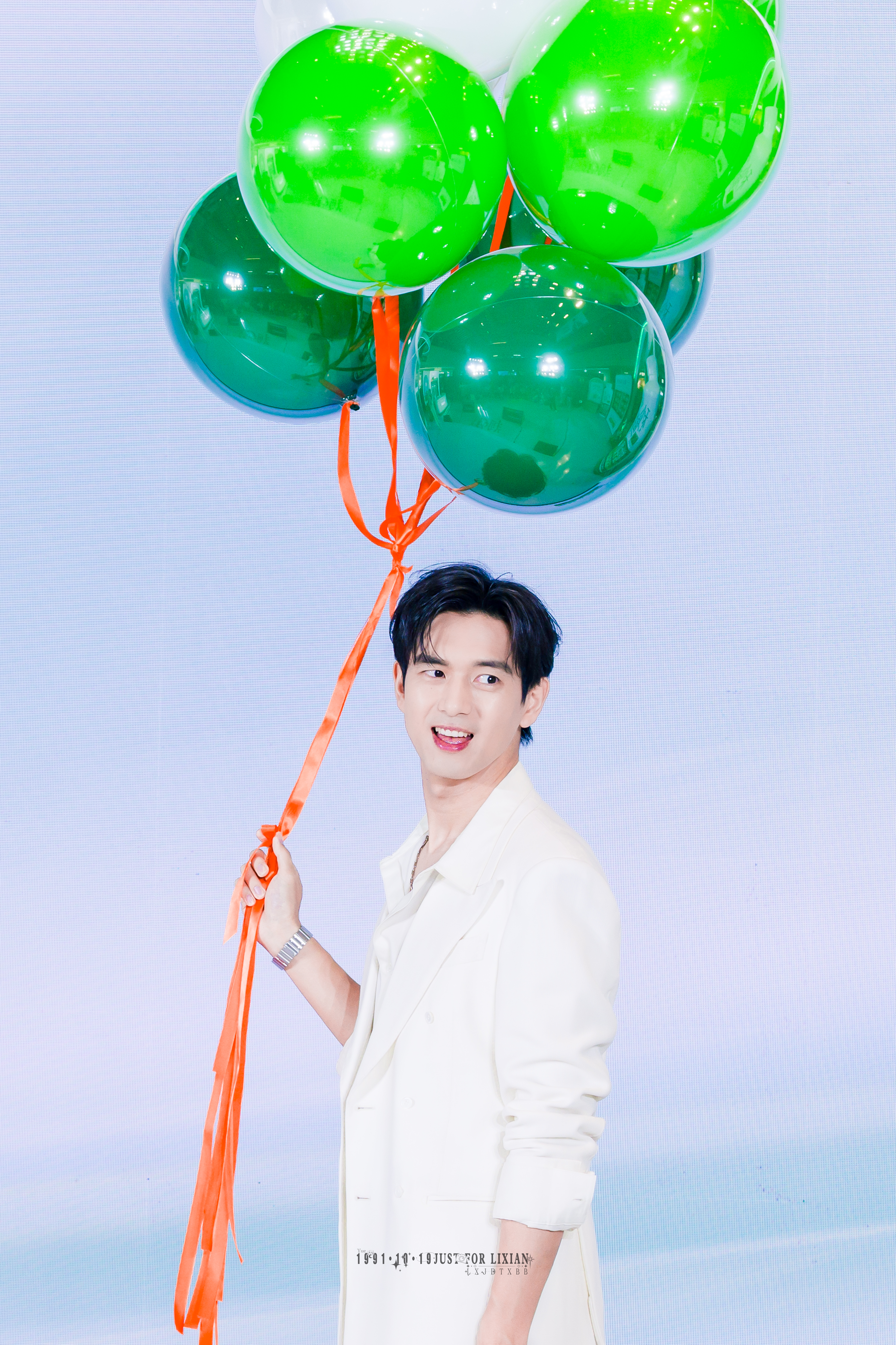 李现拍照审美 lx李现伊利品牌代言人 𝟮𝟬𝟮𝟲.𝟬𝟵.𝟭𝟮武汉秒