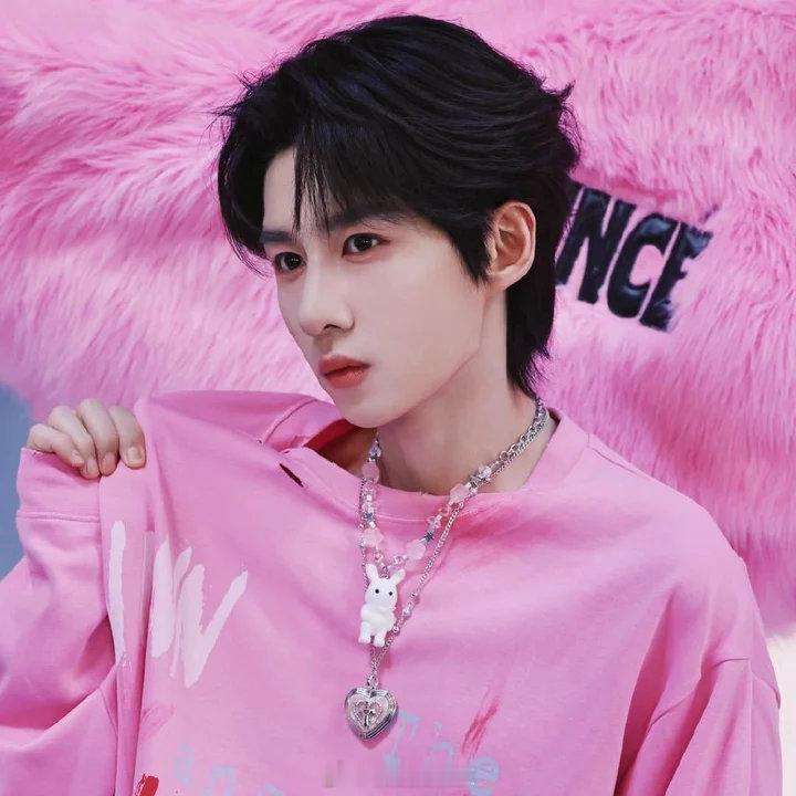 卓沅逐光少年幕后vlog来啦卓沅逐光少年幕后vlog卓沅逐光少年幕后vlog快来