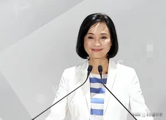 宣称“尊敬”，还给陈其迈打87分的柯志恩，却被陈其迈讥讽“重考”！就在10月28