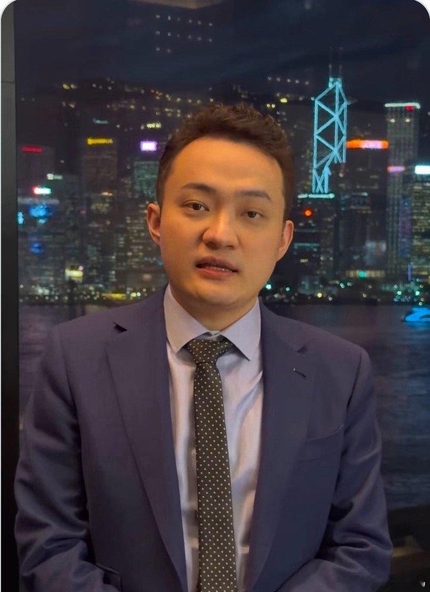 孙宇晨能回来可能出不去起因是孙宇晨那篇《我的女友景甜》长文里，景甜问“你能来北京