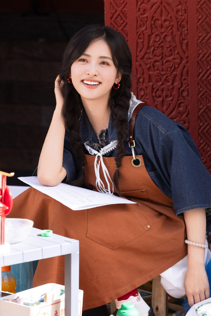 沈月丹吉尔的海风吹得人心痒痒的沈月脑子已宕机 沈月脑子已宕机 ​​​
