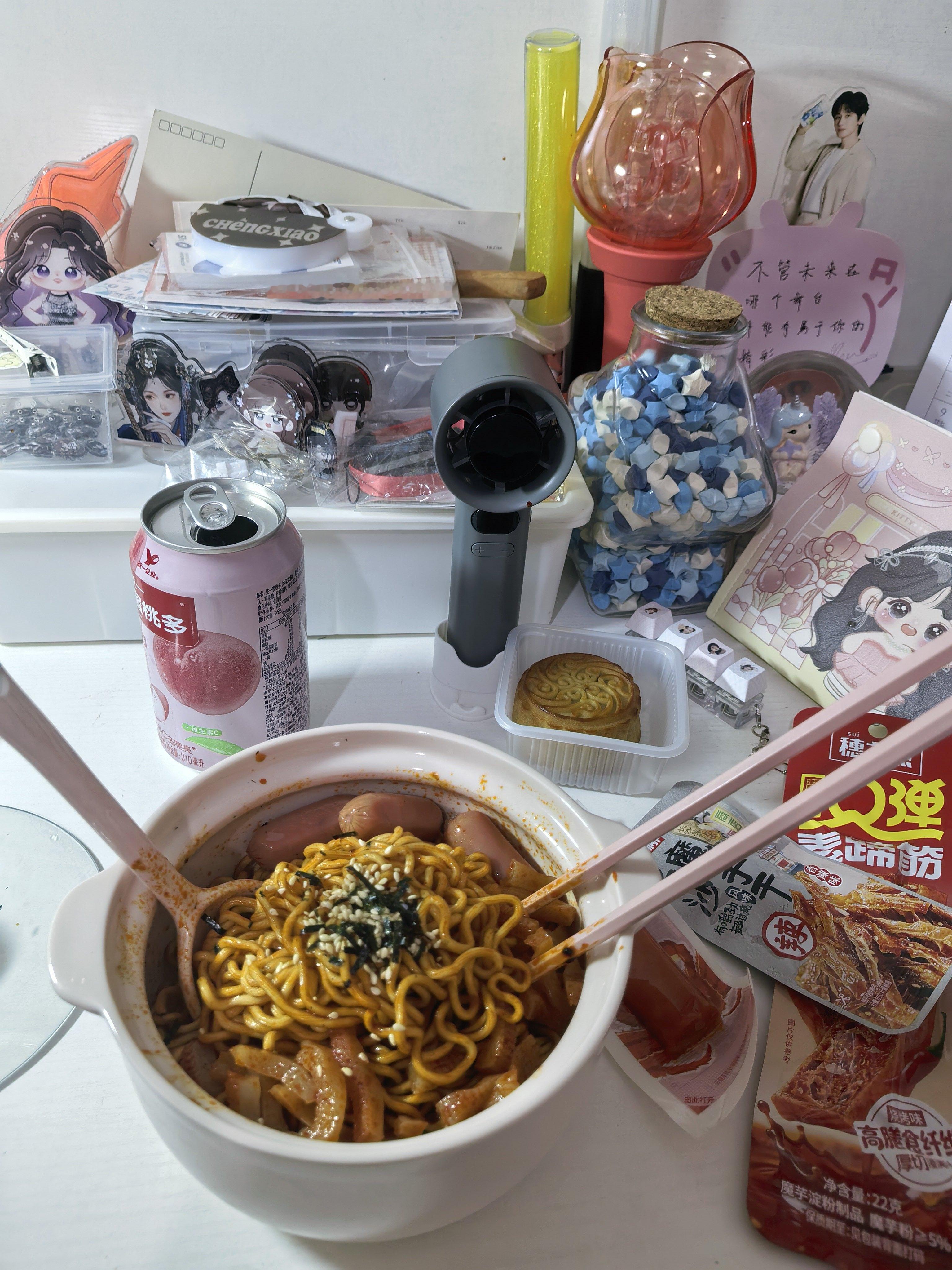 大家都吃月饼了嘛 什么馅的呀 ​​​