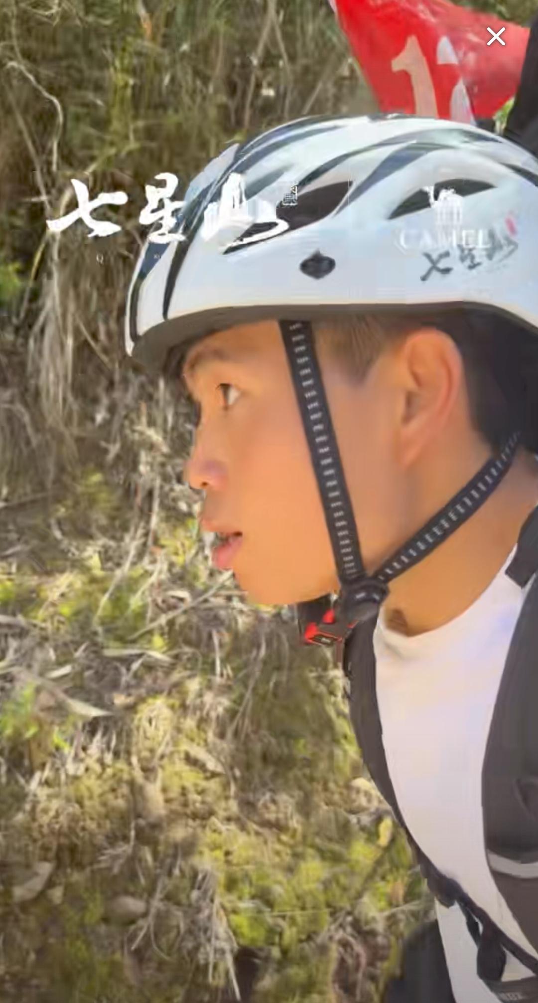 七星山骆驼杯户外徒步赛第4天何东再一次第一名，26公里大概6点出发，11:32分