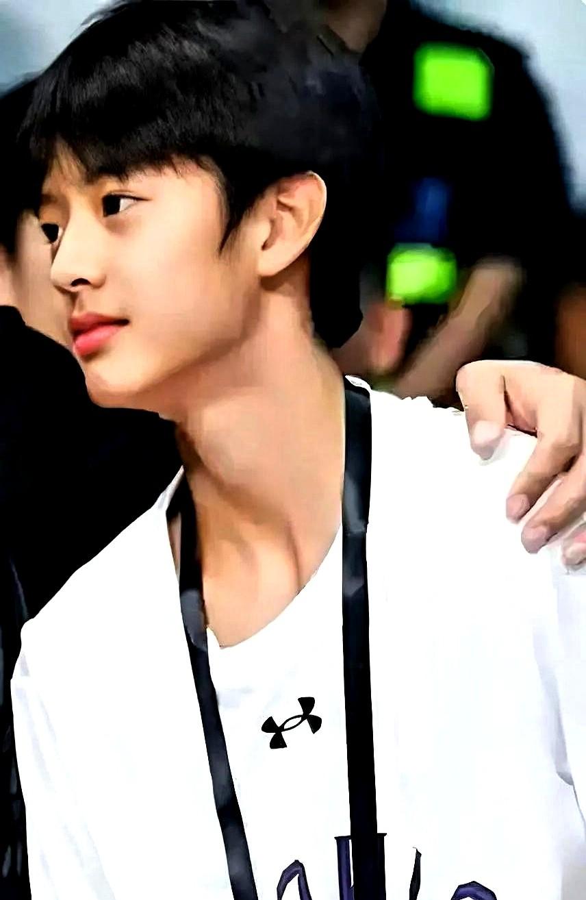 一年花30万给儿子练篮球，邓超和孙俪这笔钱花得到底值不值？

儿子等等从8岁开始