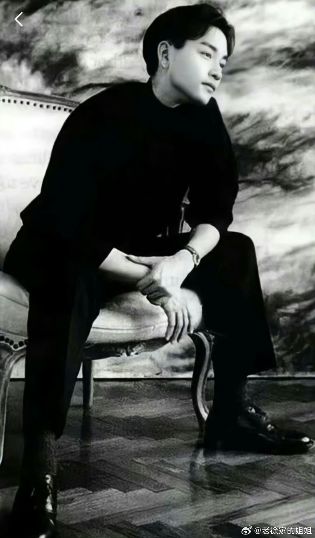 我记得一条，哥哥曾在采访中提到，知道很多人会跟着他的歌学习粤语，所以在演唱时格外