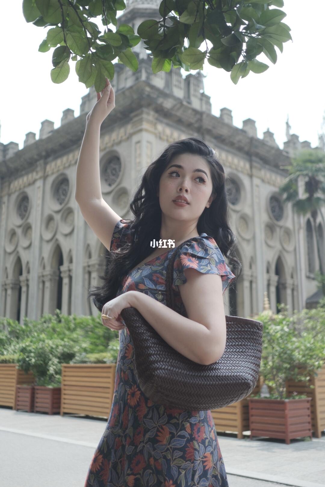 哪胖了 这明明是月经规律的美 | 142斤微胖