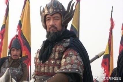 宋徽宗时期，江湖上使枪高手众多，其中玉麒麟卢俊义的枪法堪称一绝，他手持一杆金鑚提