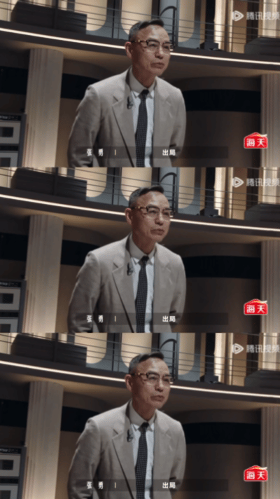 父子比赛儿子淘汰父亲爆哭一饭封神 别人晋级是高光，王刚晋级却像输了。镜头扫过来他