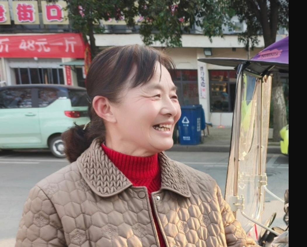 蒙城新闻：蒙城退休人员老吕拾金不昧，当赞！@中国网新闻中心
陆建军特别报道： “