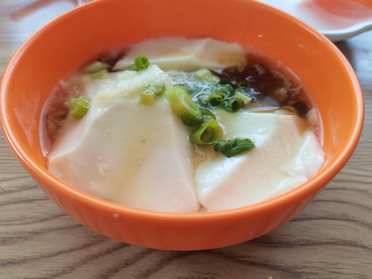 早餐

今天起来，这个天气还是真的不错。

我们两人没有做饭，G哥先走的。

现