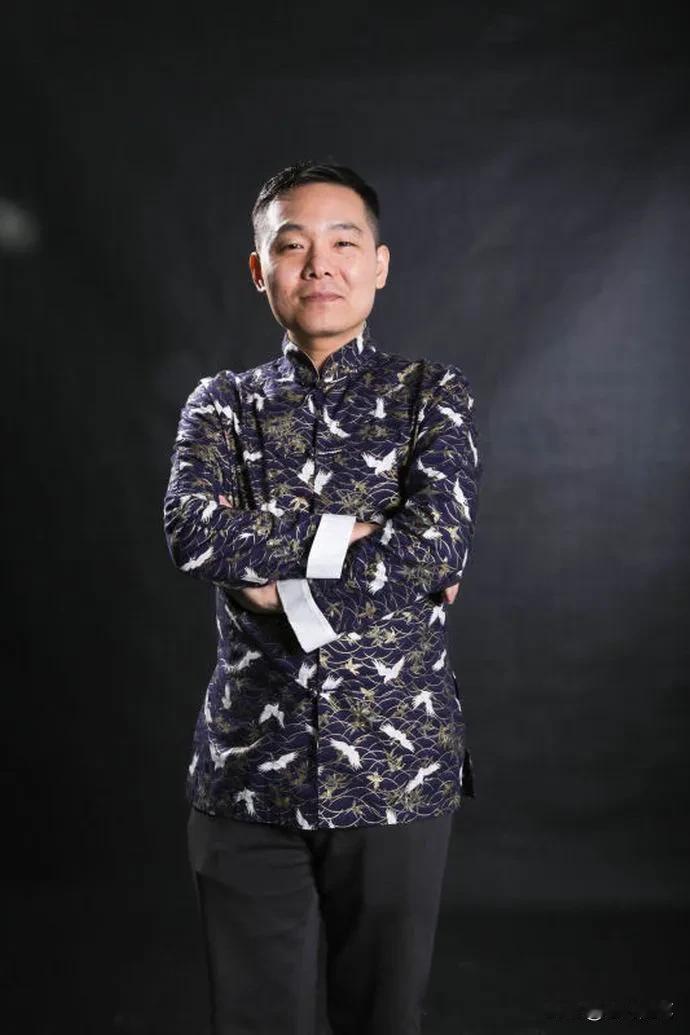 著名相声演员，相声泰斗马三立之孙，马小川说：我跟我恩师常宝丰先生相识很早，在我很