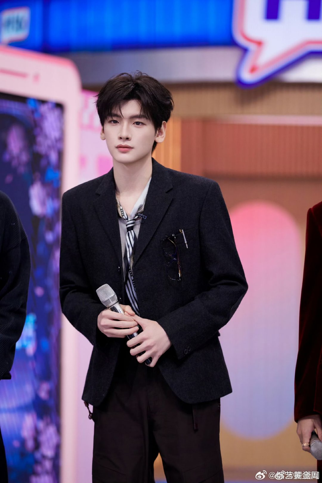 你好星期六AI大考验《你好星期六AI大考验》开启真爱反诈实验，这谁能不迷糊啊！你