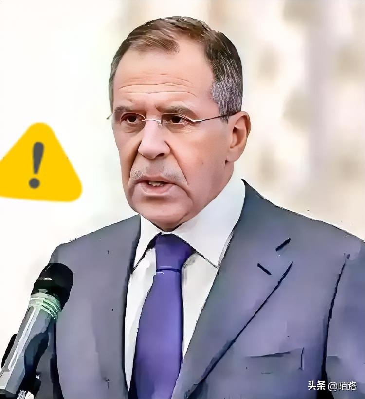 没人想到，这轮美伊掐架，最先扛不住的竟然不是以色列，也不是伊朗，而是那个常年“左