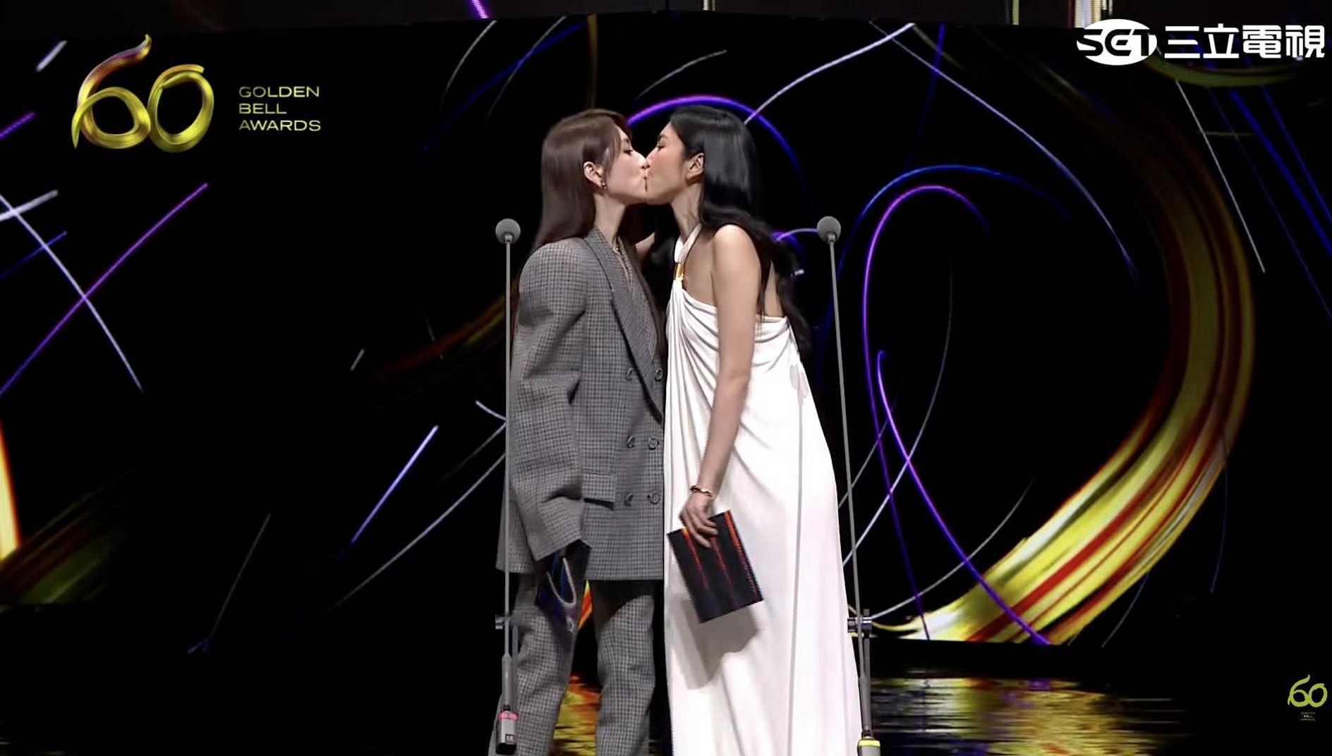 支持台女换乘恋爱接力互吻 