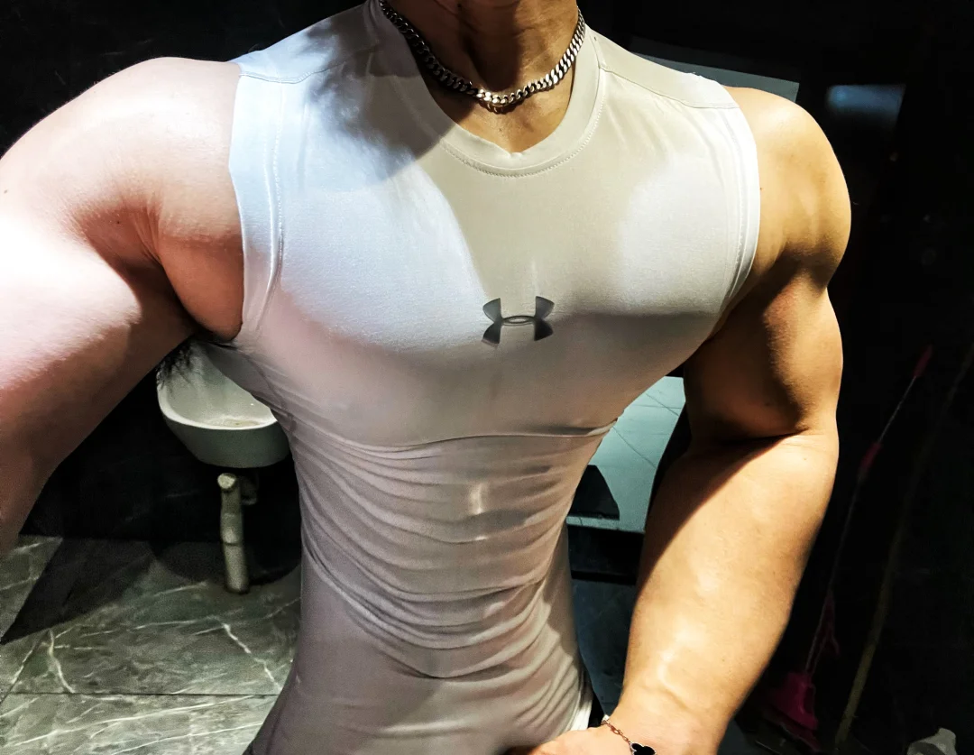 夏日训练必备高弹肌肉战服