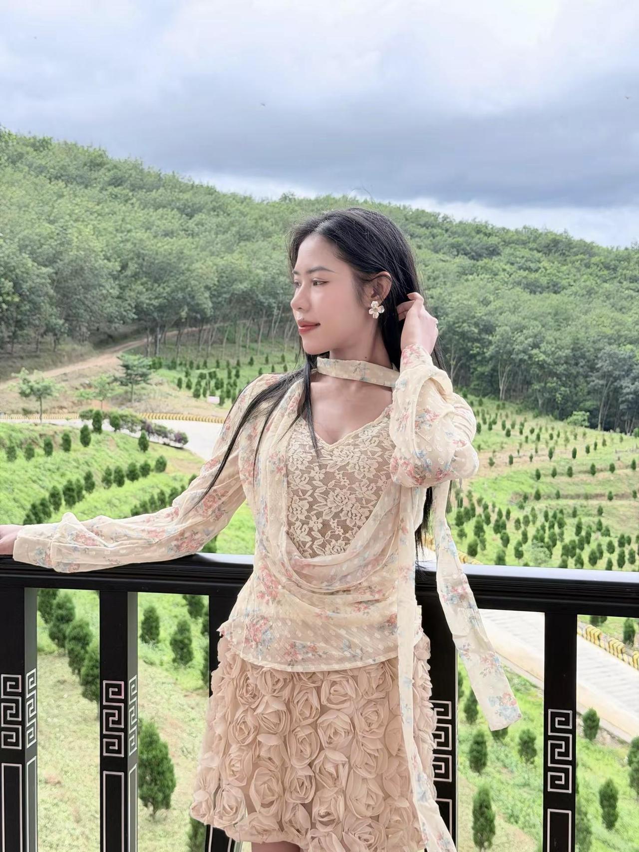 穿漂亮的裙子去有风的地方 自然温柔风