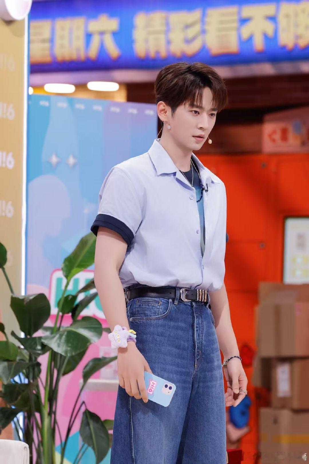 你好星期六没见过这么会演的你好星期六 丁程鑫黄子弘凡承包全场笑点，创意组词脑洞清