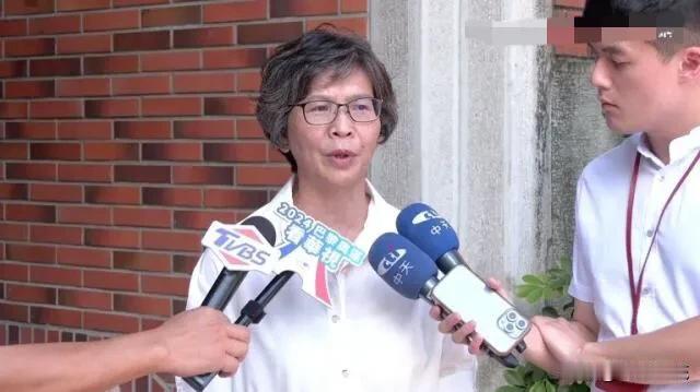 追随柯文哲逾30年   蔡壁如反问他：感动绿粉的初心还在不在？

针对民众党记者
