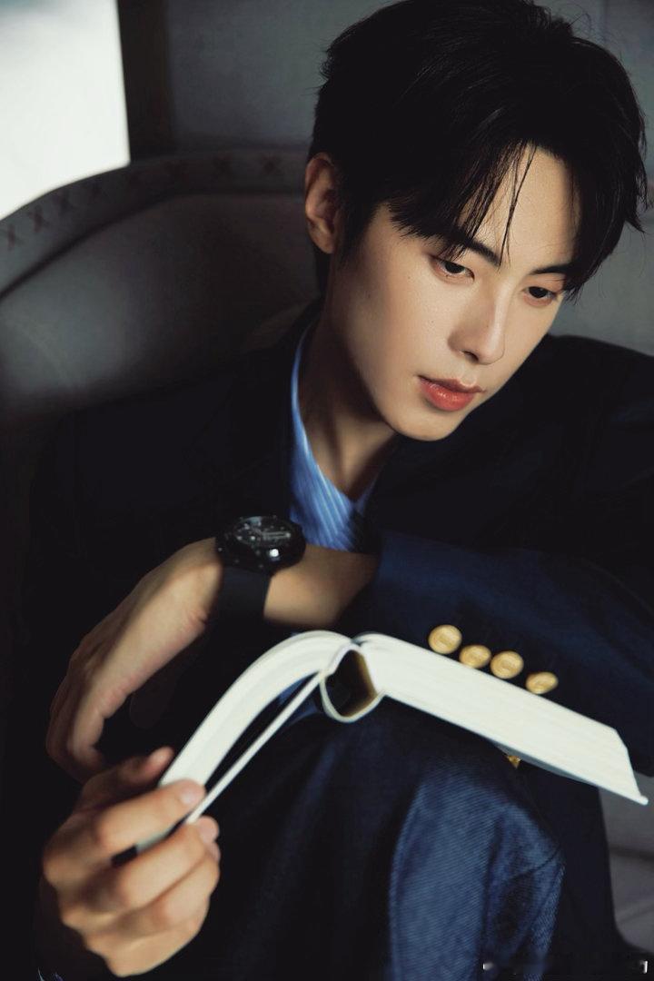 董子凡帮丁禹兮解围、董子凡帮丁禹兮缓解尴尬花开锦绣追剧团暖心小片段，当场面不太好