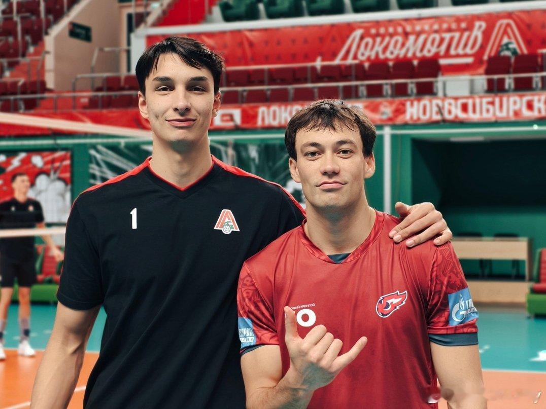 小尼和马亚！男排 国际排坛动态 保加利亚男排大小尼