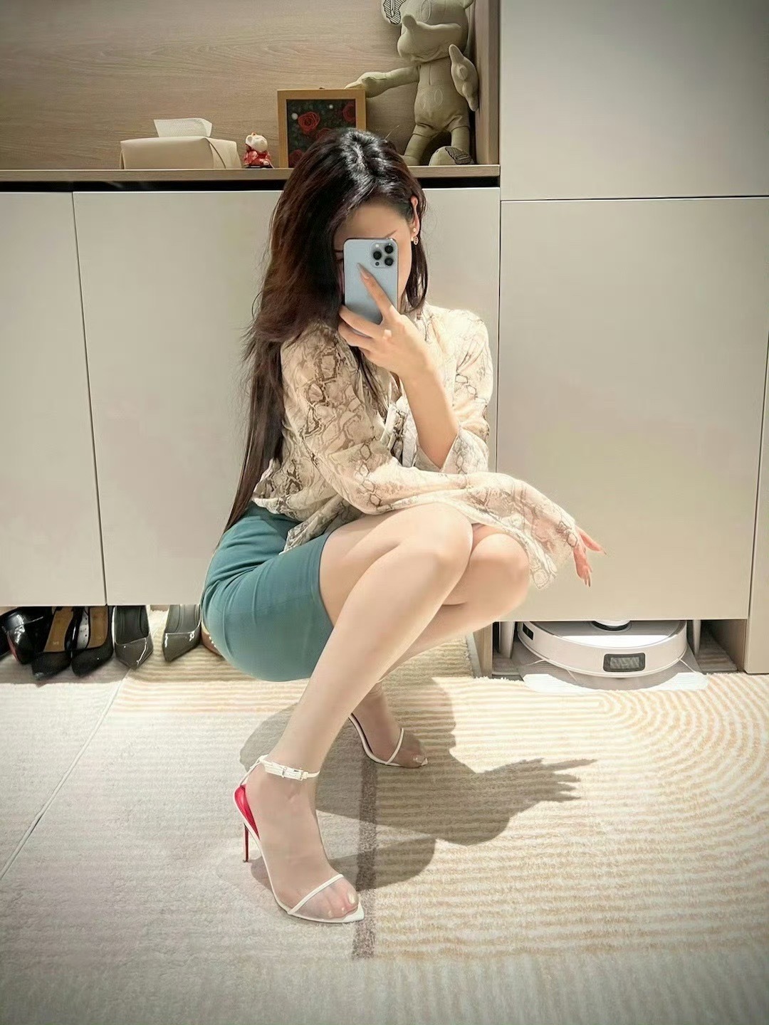 很久没穿这款超薄了，很小众，但超轻超薄 苏州