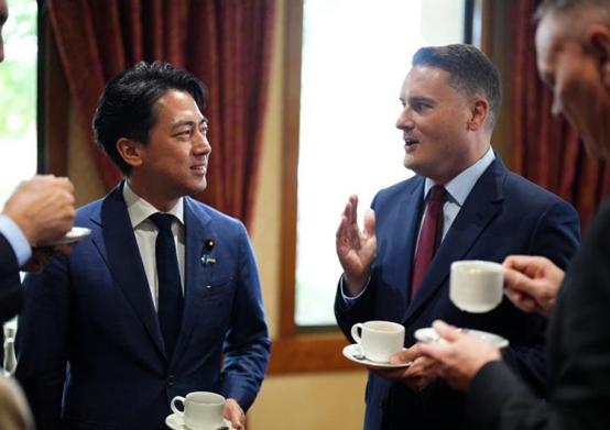 小泉进次郎在布鲁塞尔直接摊牌了，他对着北约秘书长吕特称，日本拥核“理所应当”，下