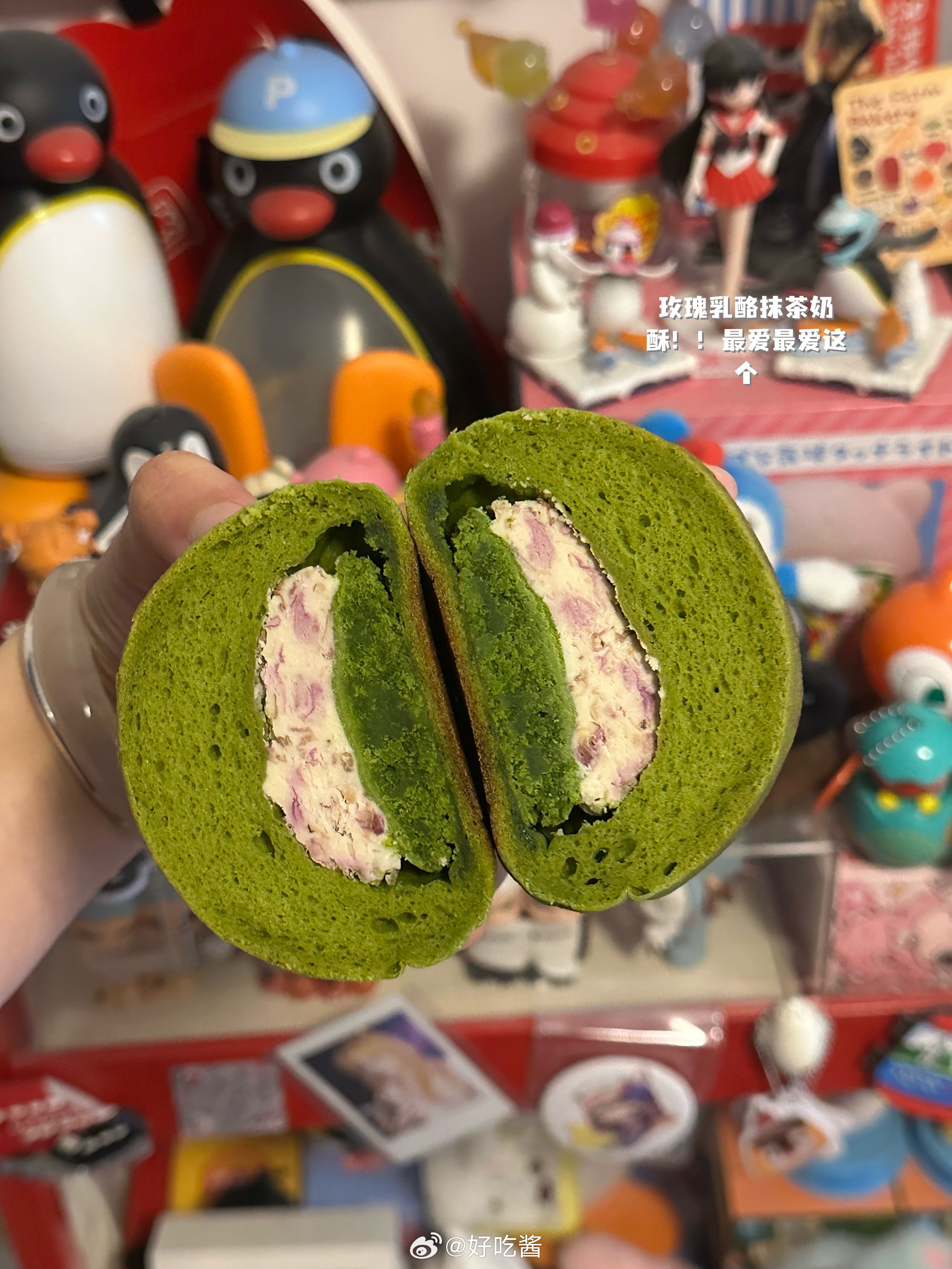 🍞：美味小面包！！一个星期买了两次买完就发现人家要闭店了发条微博纪念一下我刚爱