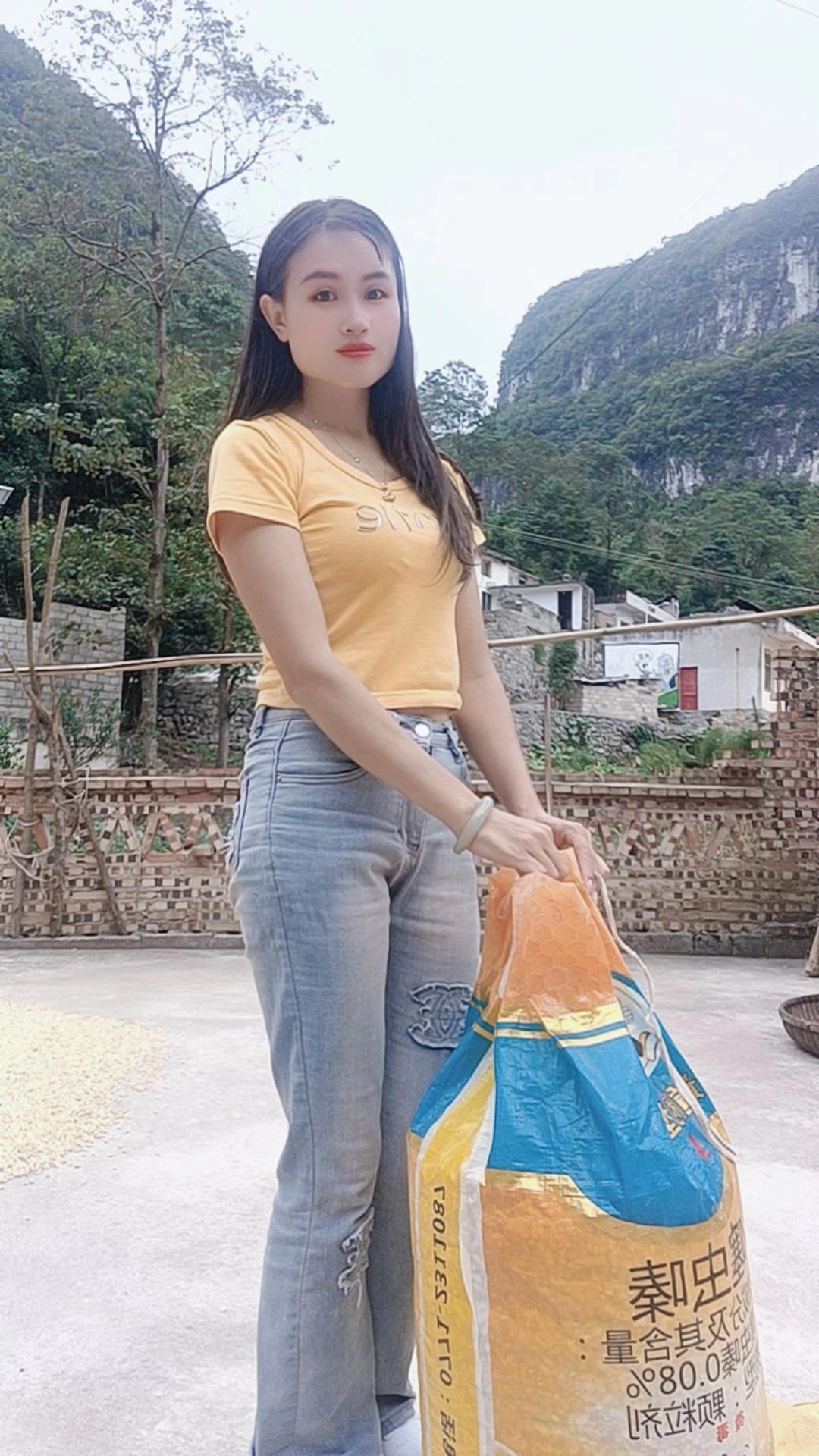 都说离婚的女人好不到哪里去，可你不知道她到底经历了，什么不为人知痛不欲...