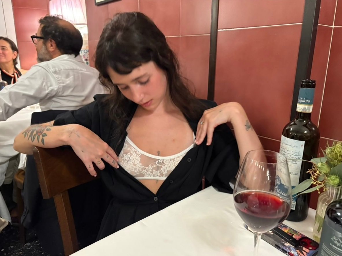Clairo 最新照片