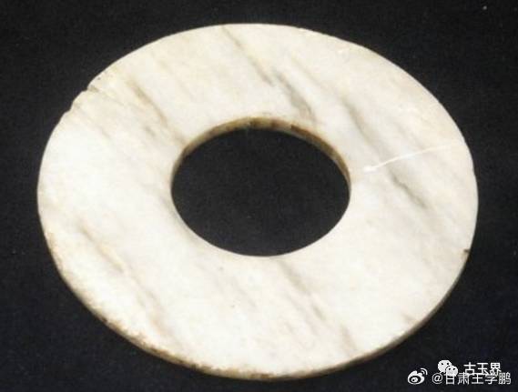 四千年前甘肃人的审美有多超前四千年前，黄河上游甘肃大地，齐家文明悄然绽放。告别马