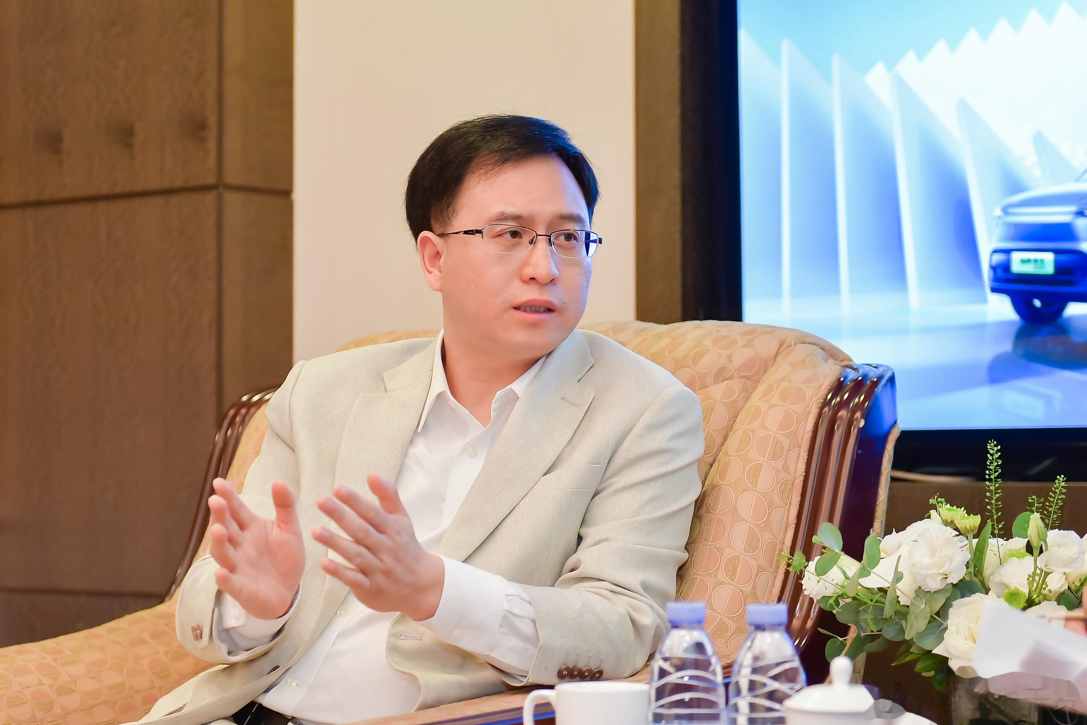 #哈弗枭龙系列震撼上市##李瑞峰称长城Hi4十年内没有对手#  哈弗枭龙MAX回