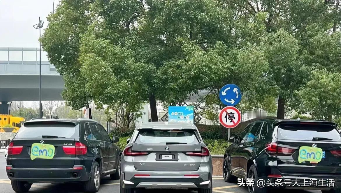 x1和x5区别不大，当初选x1是正确的，剩下几十万还能加油用 ​#探寻亚洲龙销量
