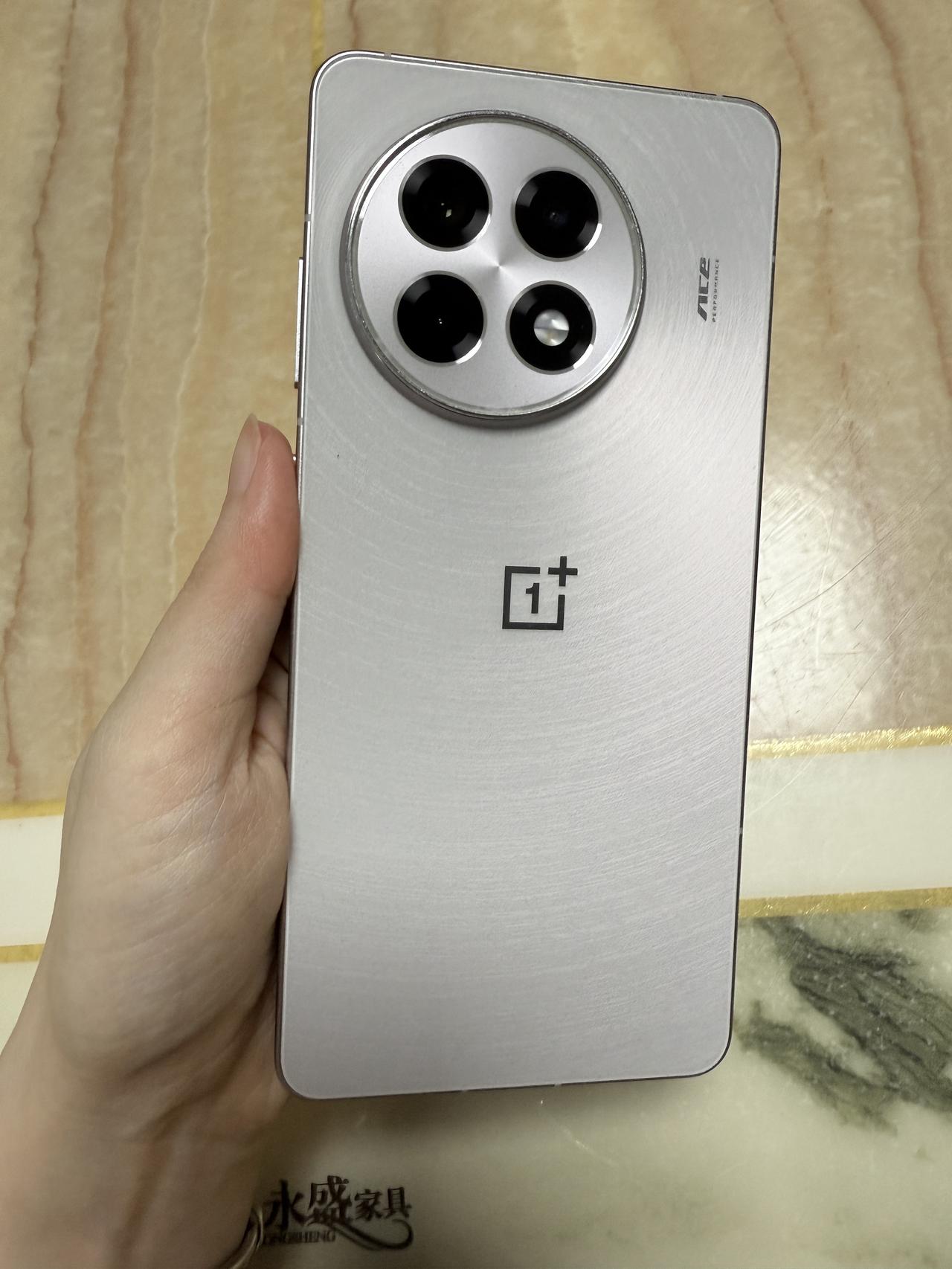 买了两个多月的一加Ace5，也就那样？

各种补贴下来，不到一千七买的📱一加A