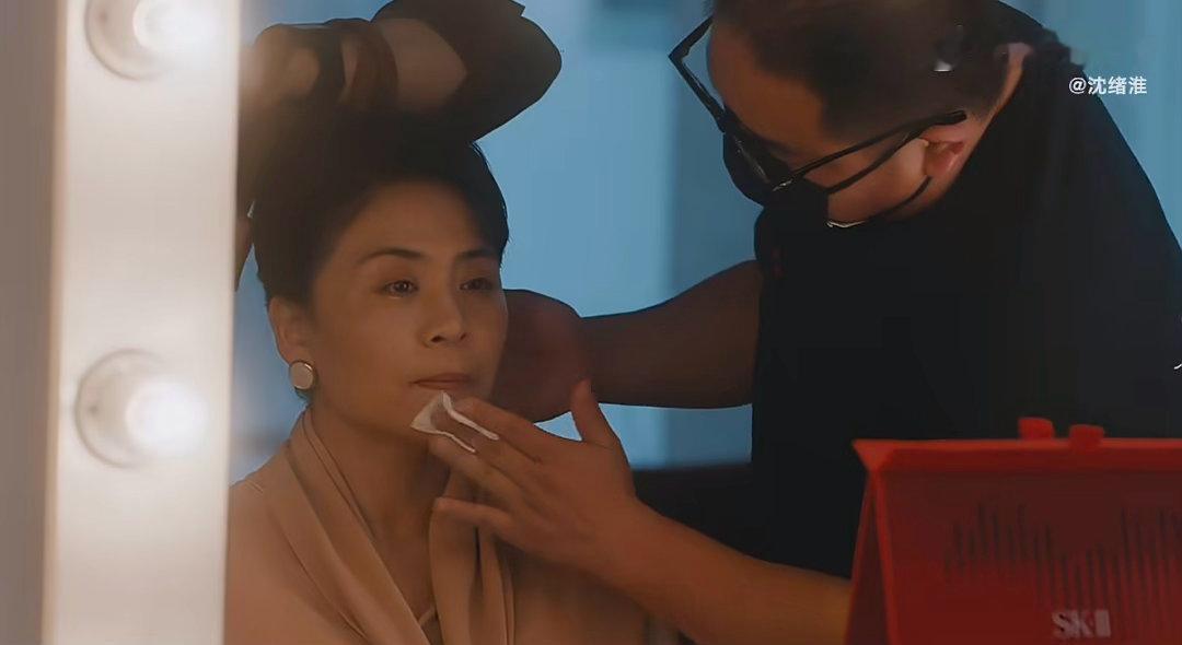 不小心把晚安发给了妈妈我镜头下的妈妈belike本来想给朋友发晚安，手滑直接发给