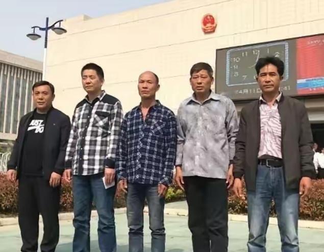 1996年，5名无辜青年蒙冤入狱，被关押了21年后才无罪释放，令人惊讶的是，5人