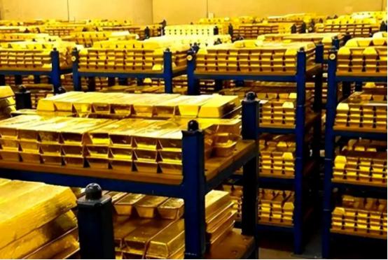 600吨黄金存在纽约，想取回却寸步难行——你真的相信是“手续没走完”吗？问问德国