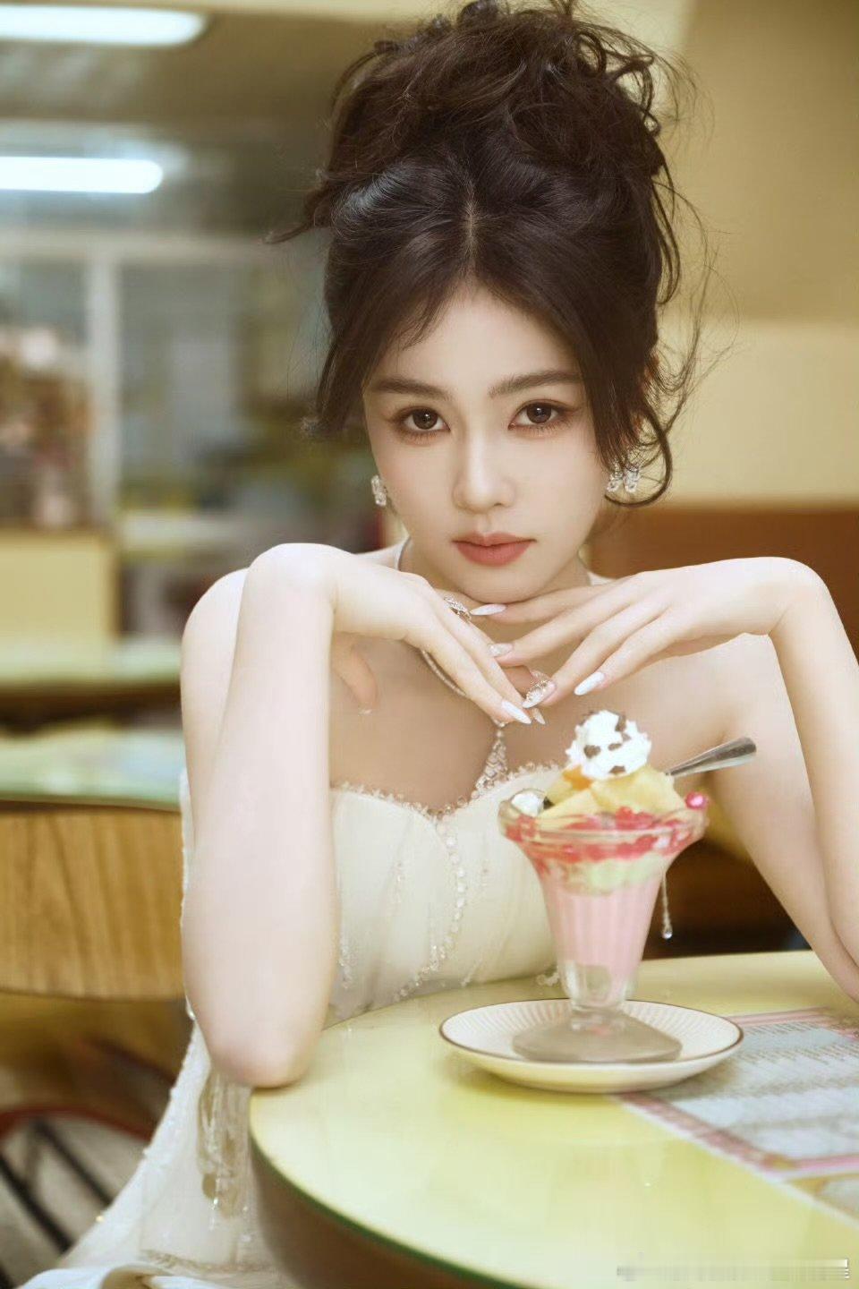 白鹿尖叫之夜临江仙舞台白鹿尖叫之夜临江仙舞台 