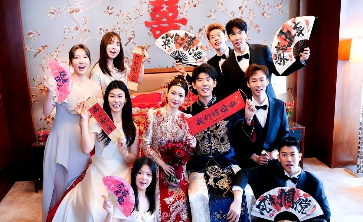 看了刘雨辰和黄雅琼的婚礼伴郎团名单，还真挺让人意外的。黄雅琼那边伴娘是好闺蜜汤金