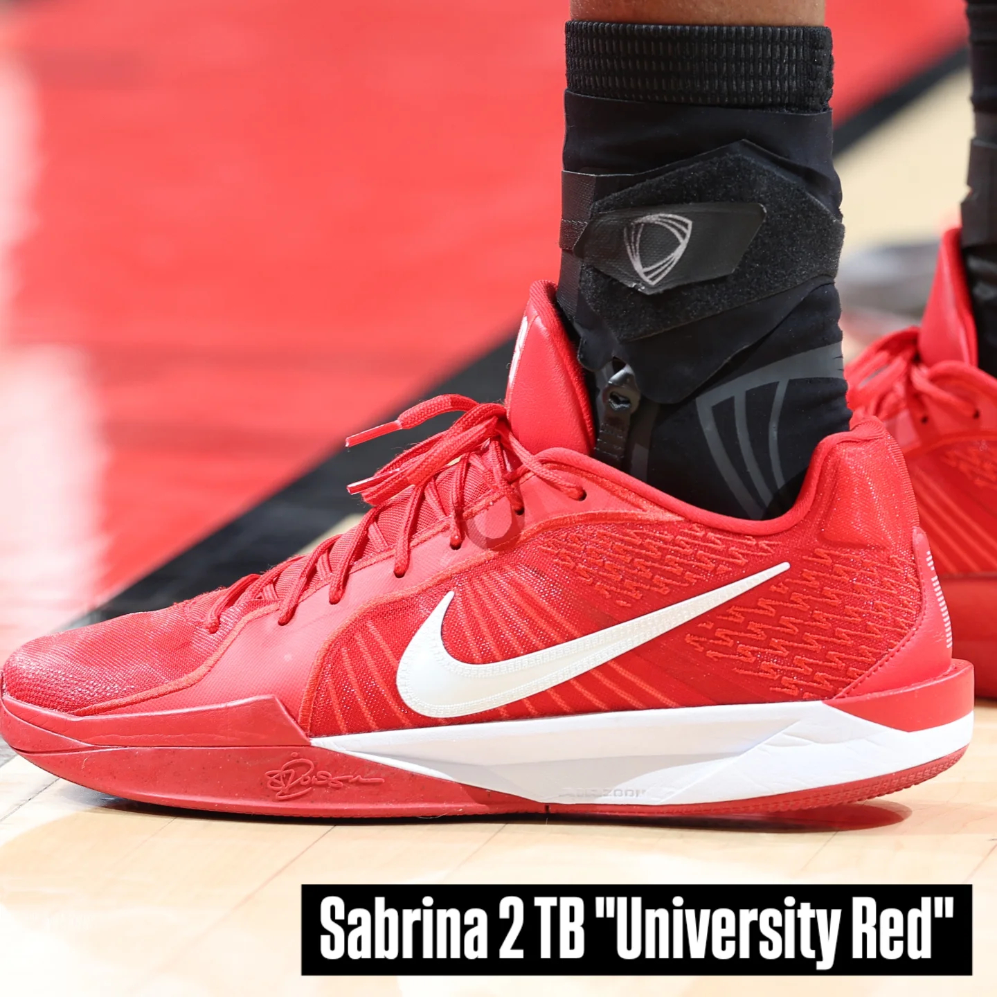 昨天NBA球员上脚的12双球鞋，哪双最帅？ 