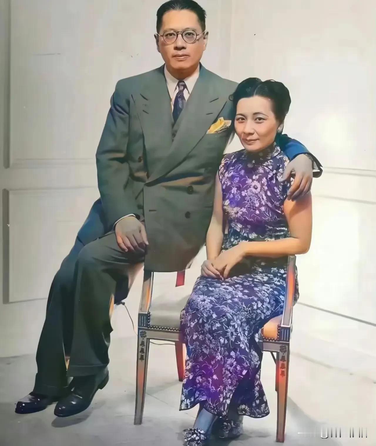 他（她）俩是中国近代史上的赫赫有名的人物。如果谁能说出俩的名字和关系，绝对是一个