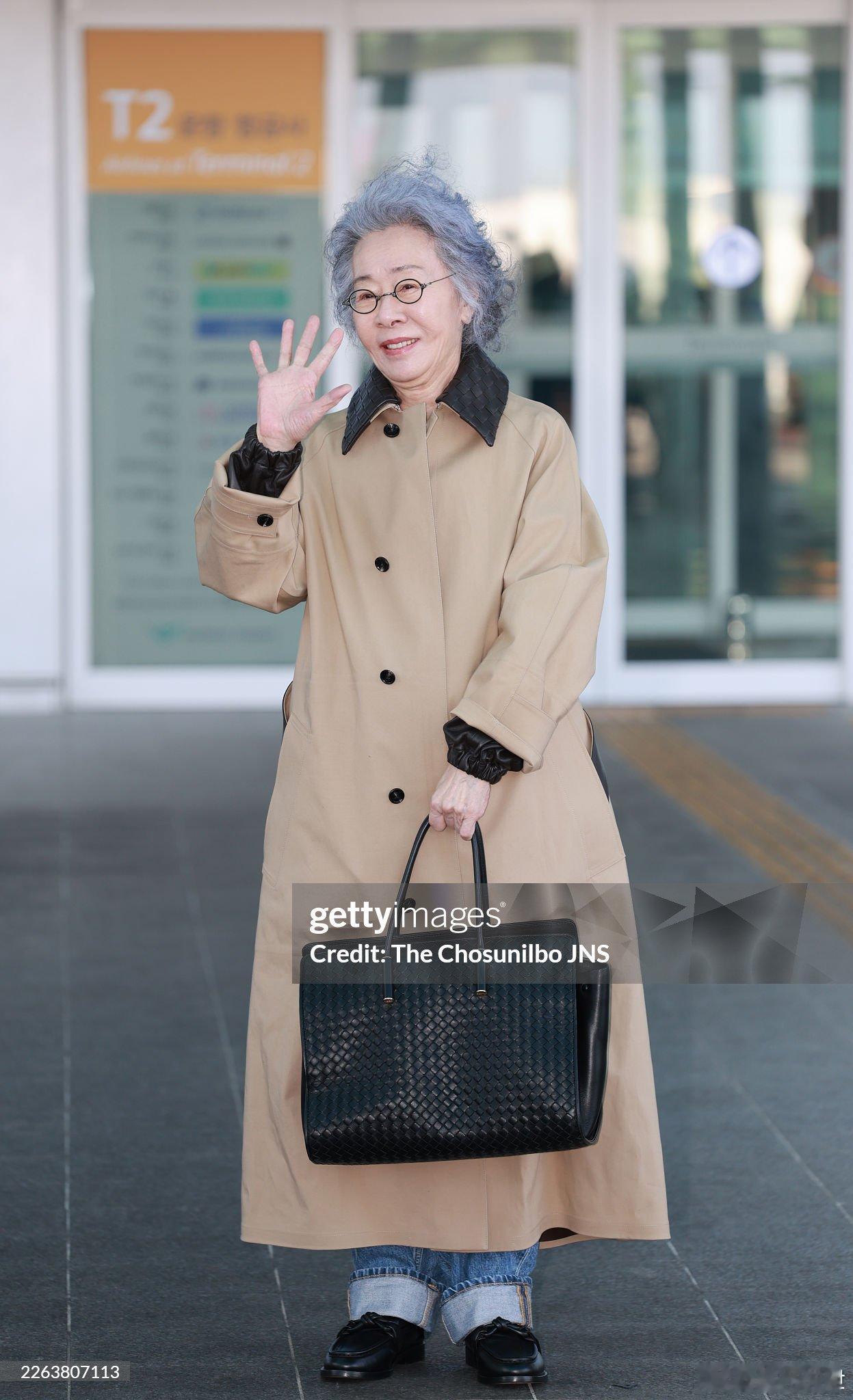 尹汝贞 for Bottega Veneta： 