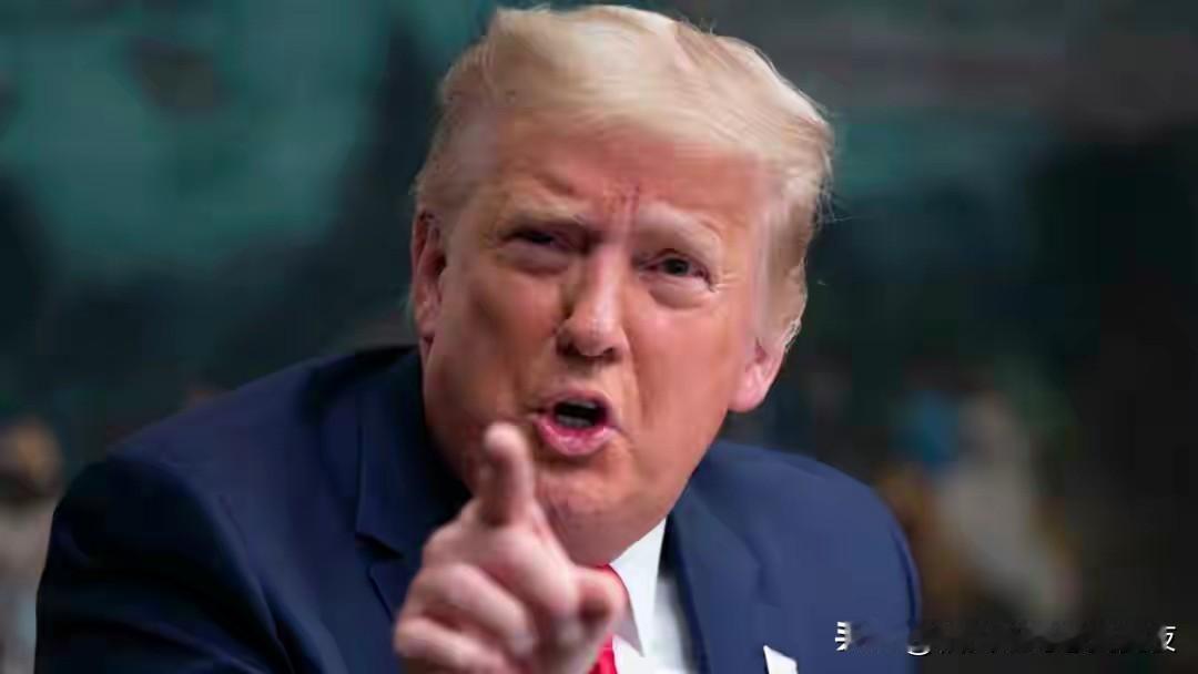 特朗普突然露獠牙，伊朗派出一队人，与中俄10国兵力，在海上会合