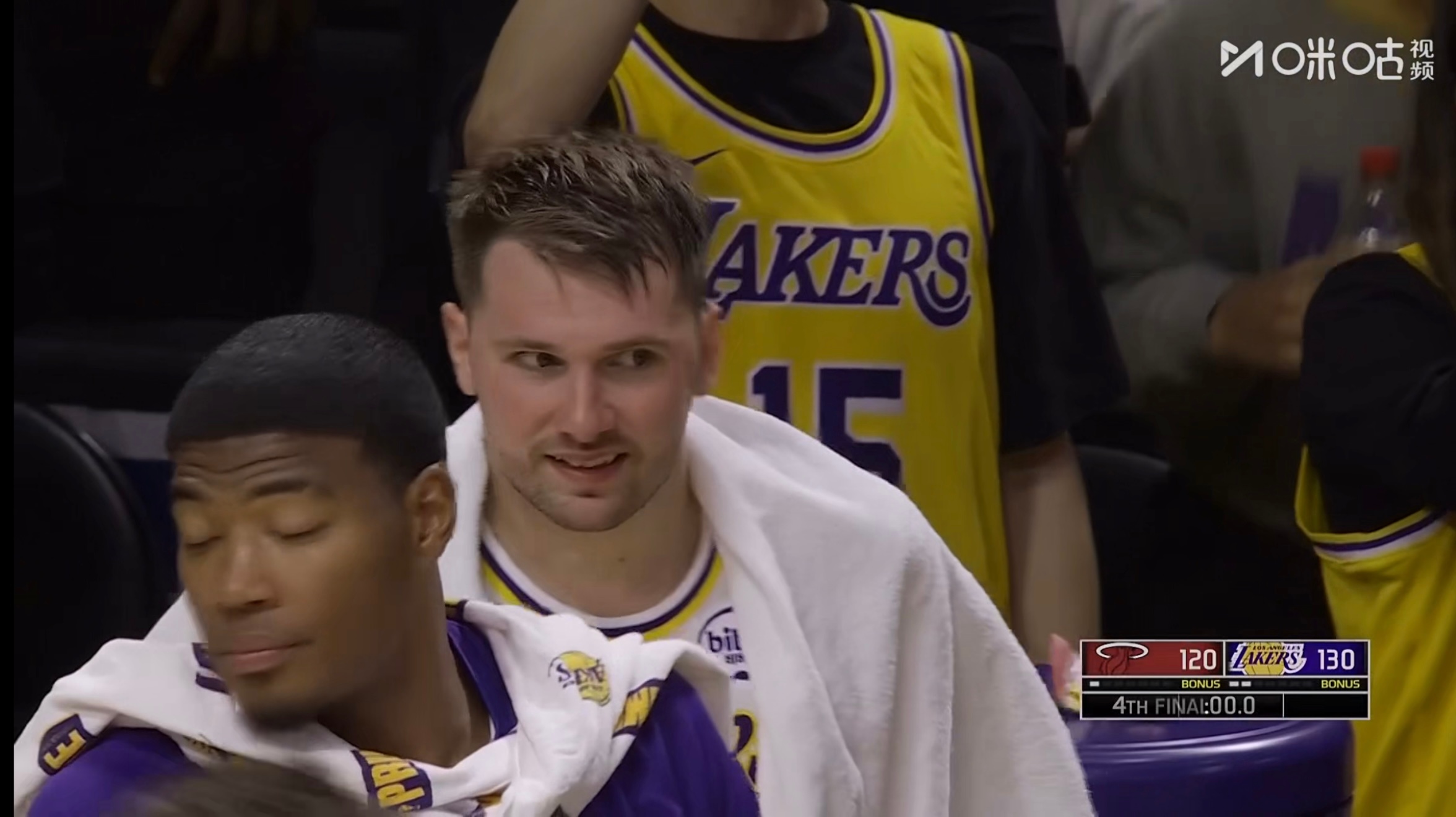 湖人130:120轻松战胜热火，有想看全场回放的吗？湖人vs热火金秋观赛季新赛季